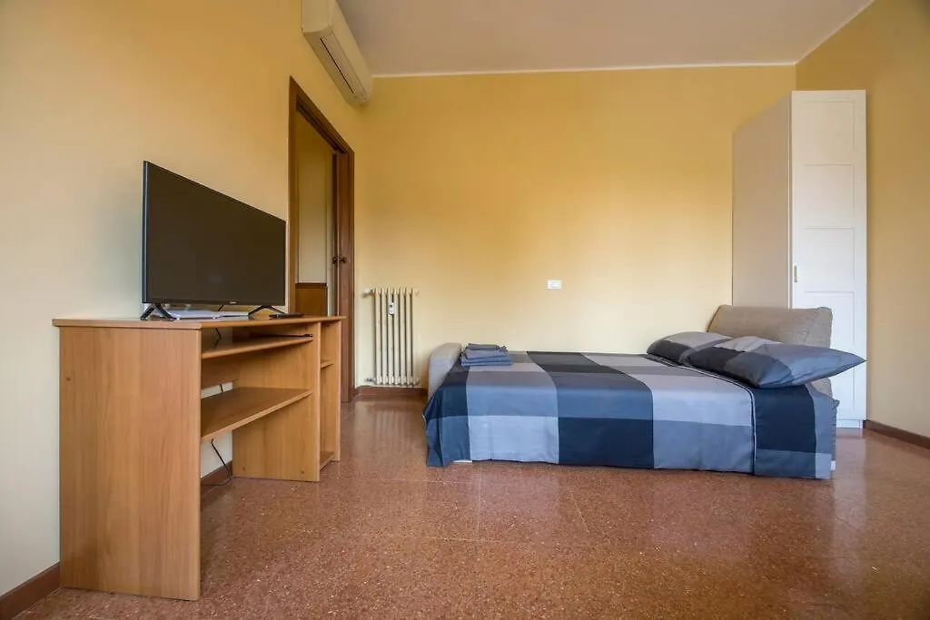 Yellowmilanhouse Bisceglie San Siro Rho Fiera location